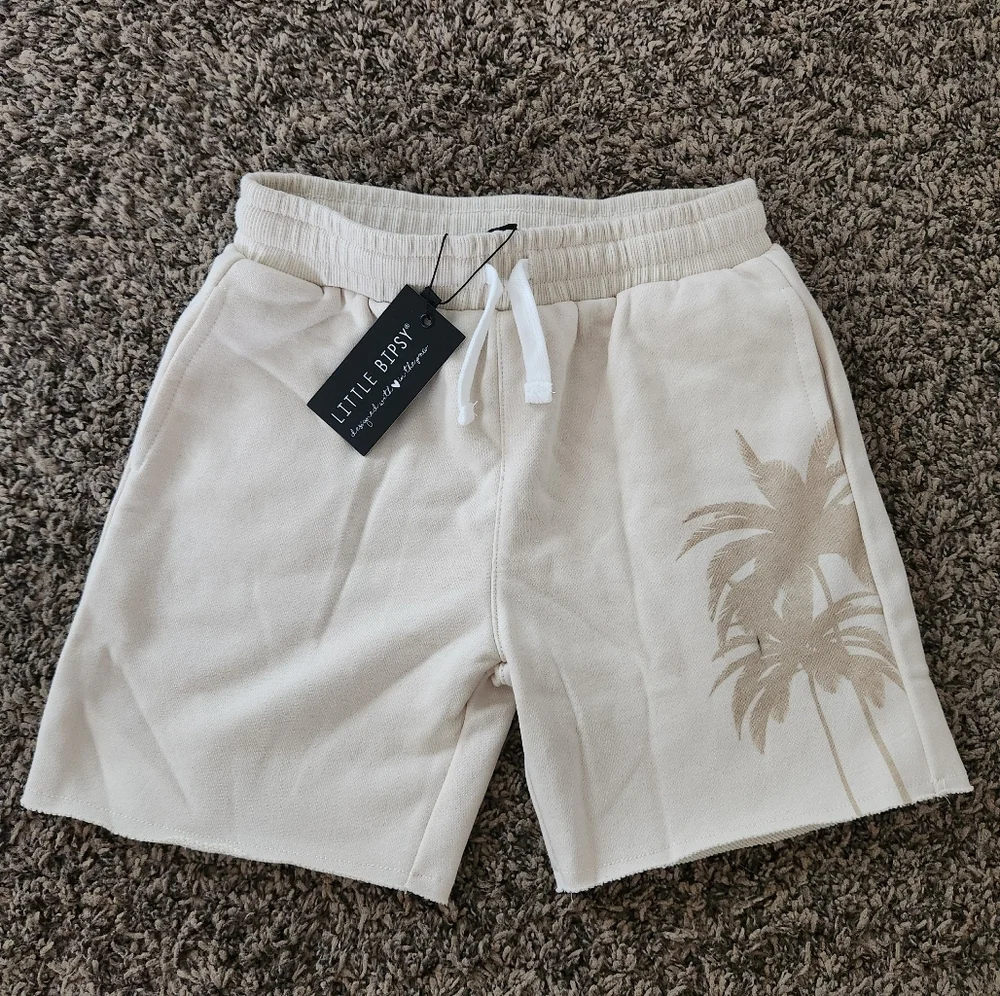 NWT Little Bipsy Resort Palm Sweatshort